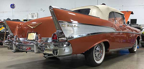 1957ConvertibleAtLukesShop04292021D.jpg