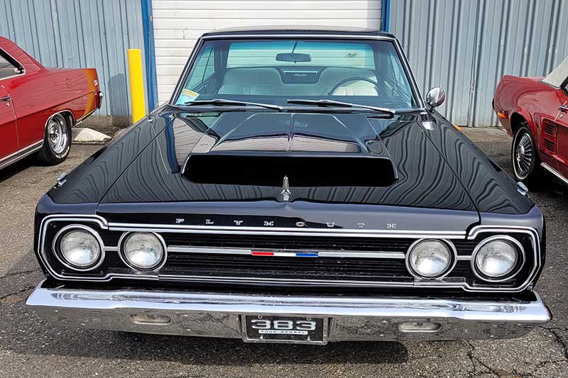 BLOGPOST_VisitingCar_1967Plymouth03312022.jpg