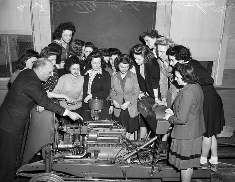 BLOGPOST_WomenMechanics08282025.jpg