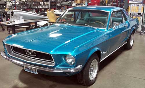 BlueMustang2017_s.jpg